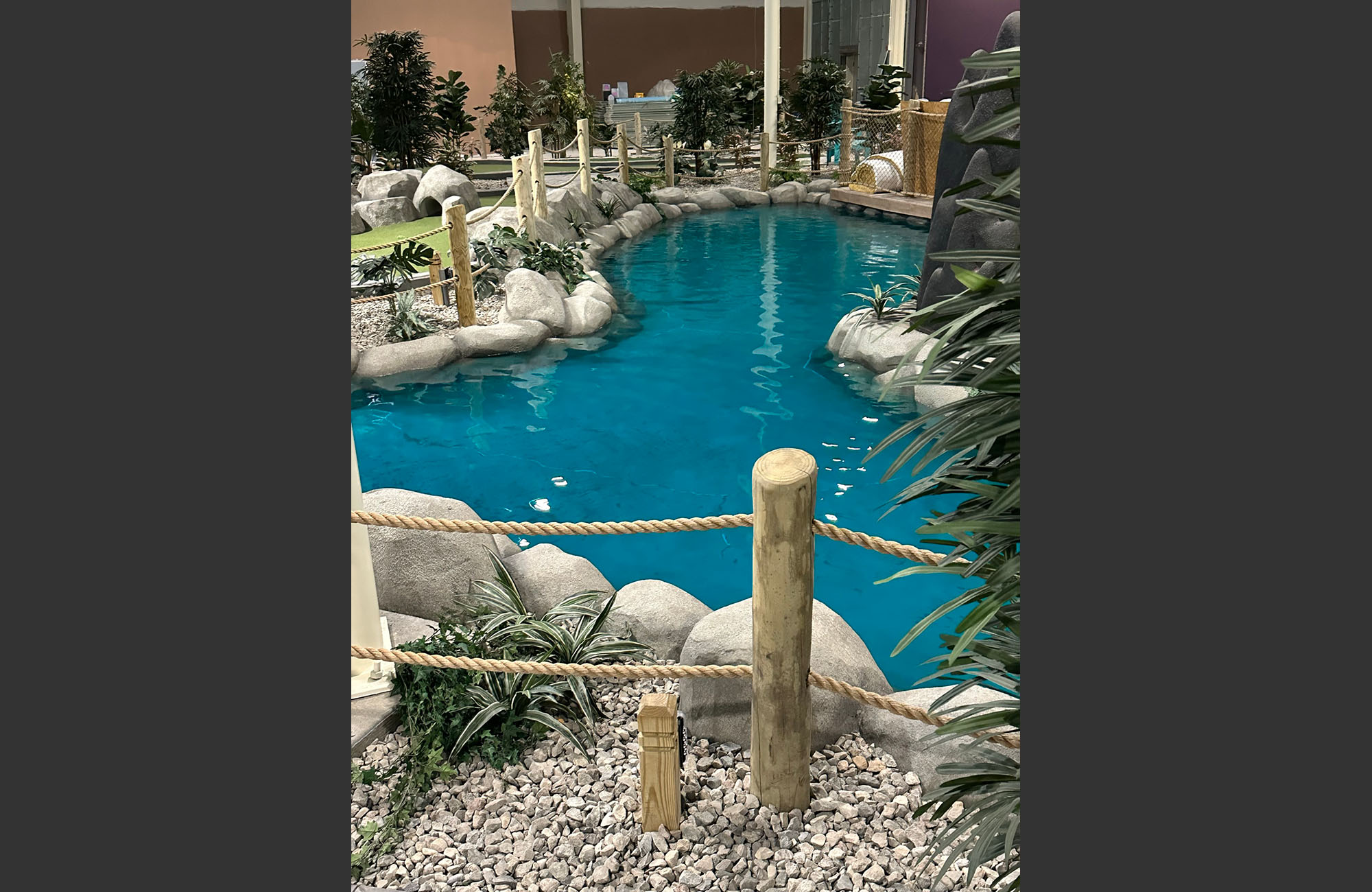 Crazy Pinz Mini Golf Castle