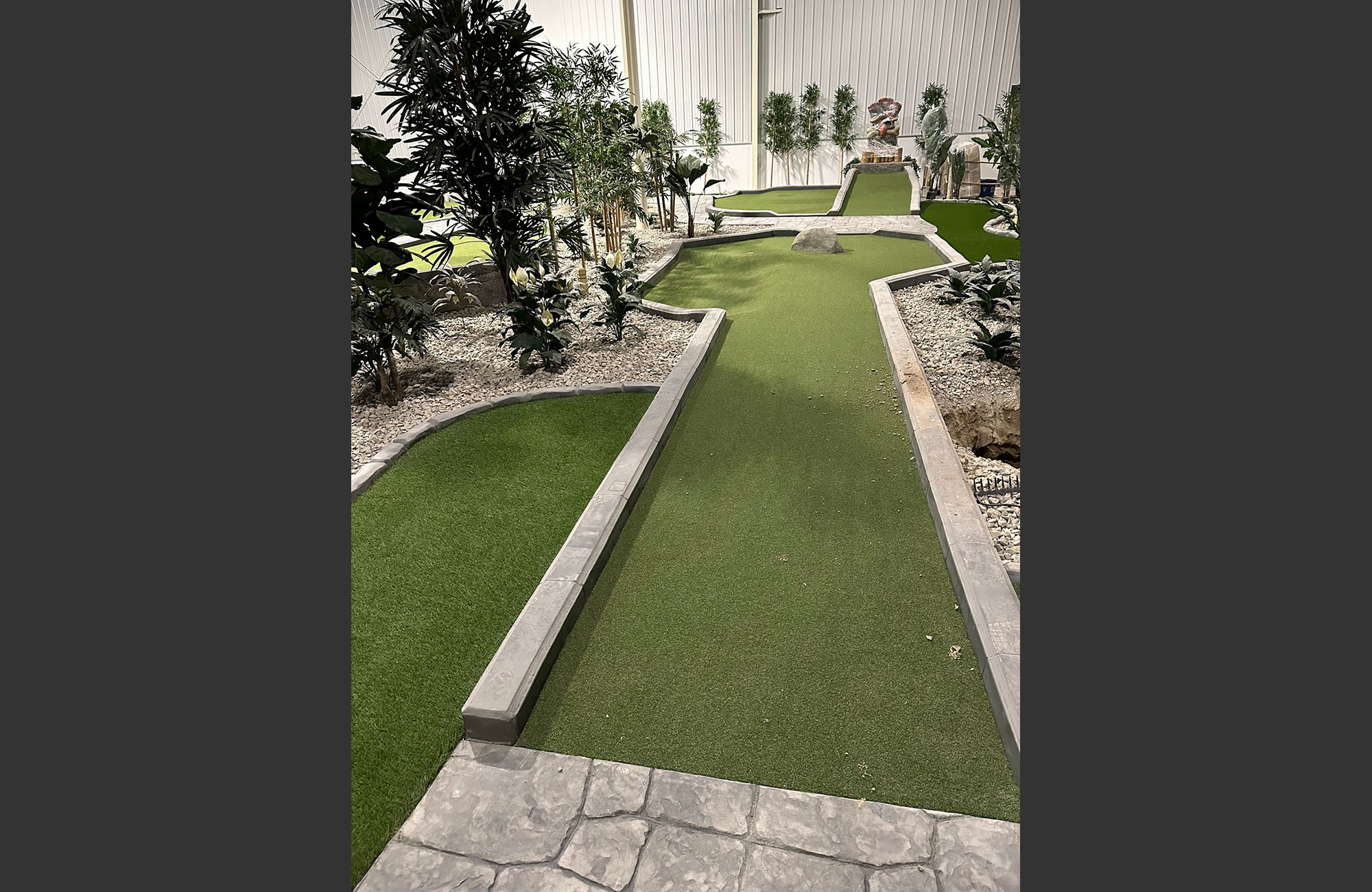 Crazy Pinz Mini Golf Castle