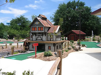 Funopolis Mini Golf