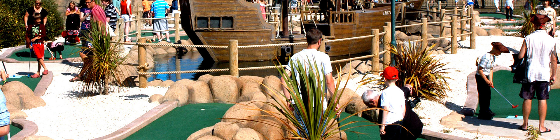 hastings pirate mini golf